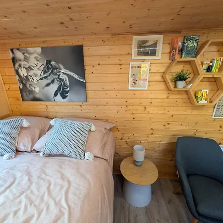 Bee House Holiday home Boranovice